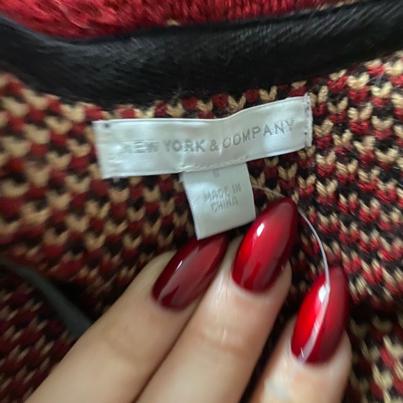 New York and company - Picture 2 of 7